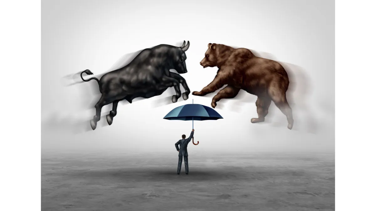 Is-Todays-Market-Behavior-Different-Finding-Comfort-In-The-Past.-616978-Clout-Volatility