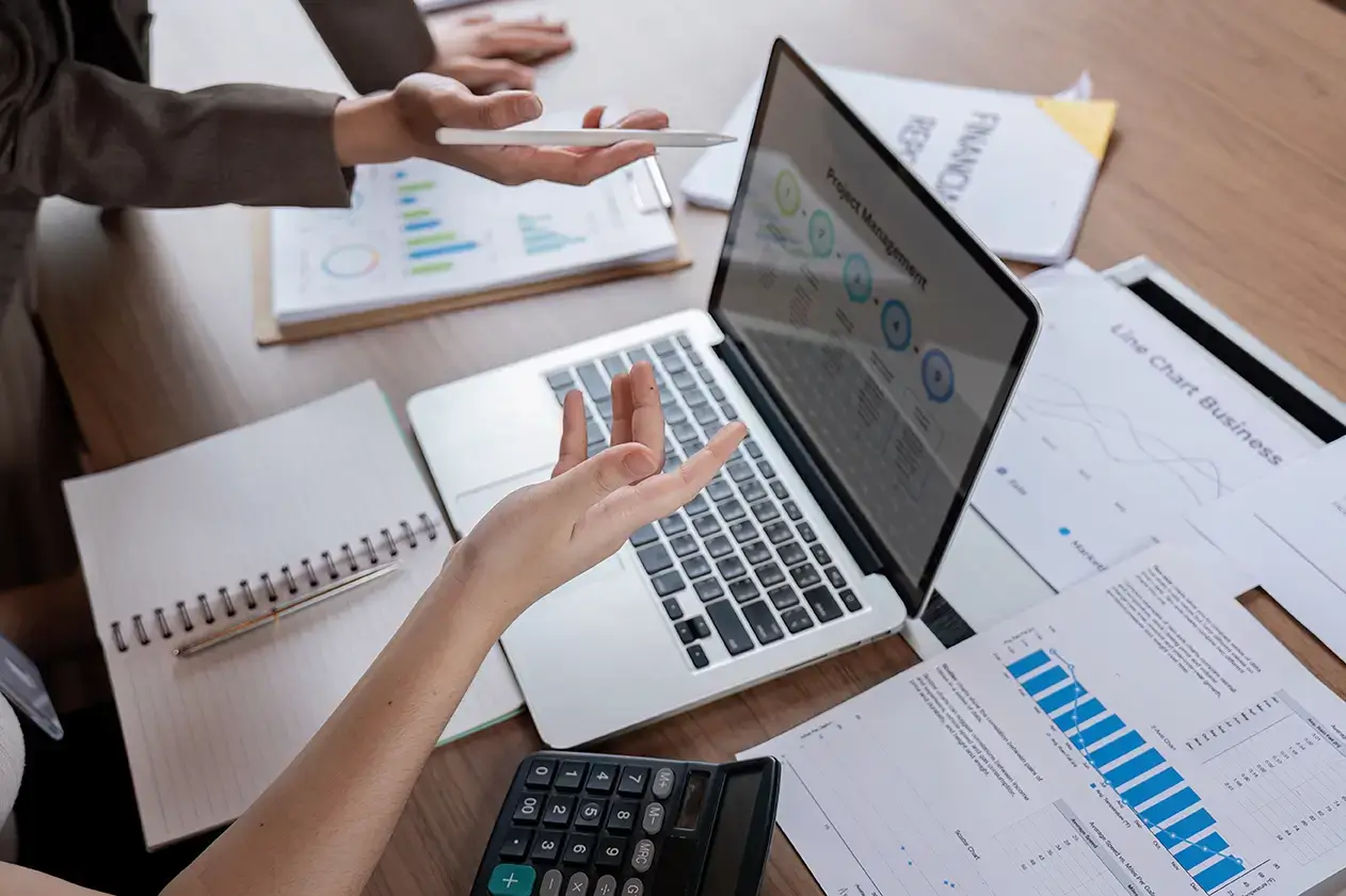 If-youre-looking-for-a-financial-advisor-near-Energy-Corridor-TX-our-team-is-here-to-help