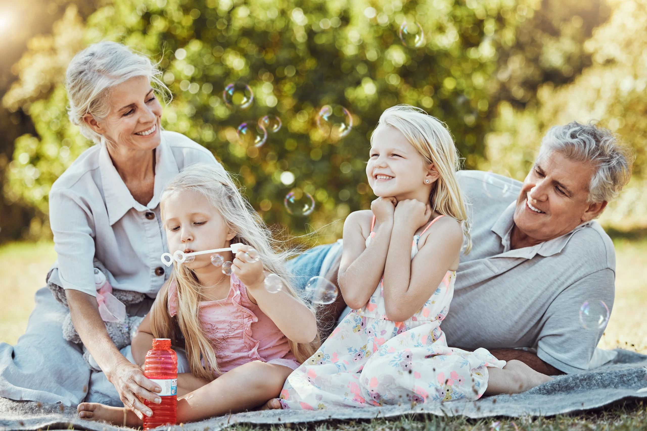 elderly-with-kids-family